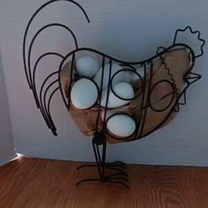 Black Wire Chicken Holder